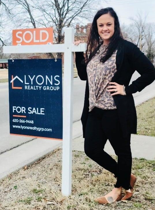 Bailey Lyons Opens New Realty Business Fort Scott Biz