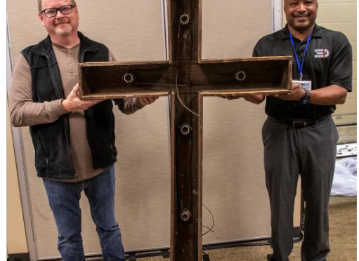 Gordon Parks Museum Receives a Cross from the African American Methodist Episcopal Church