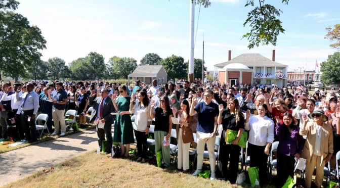 Naturalization Ceremony at FSNHS on Sept. 17, Constitution/Citizenship Day
